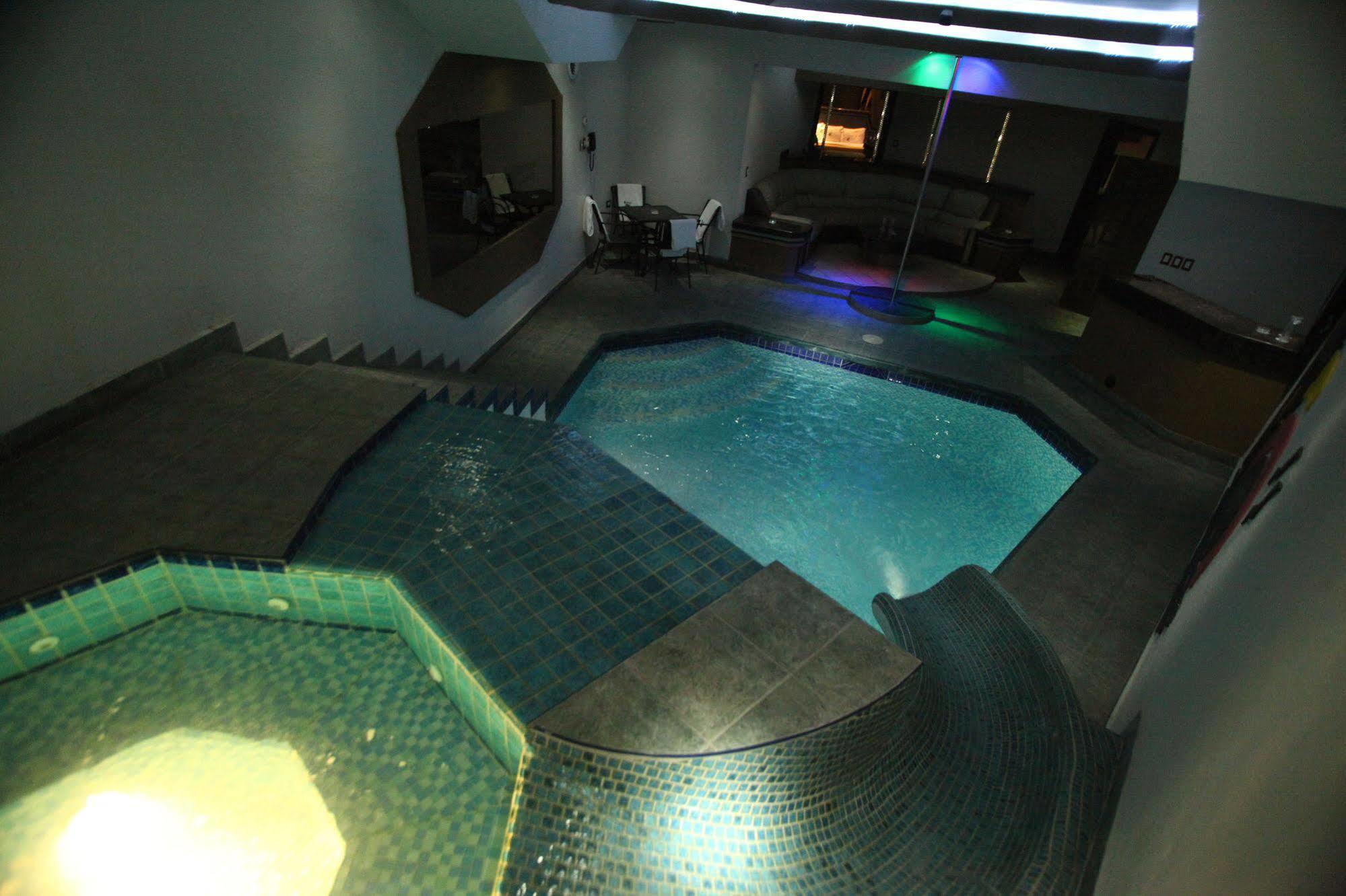 מקסיקלי Motel Mediterraneo מראה חיצוני תמונה